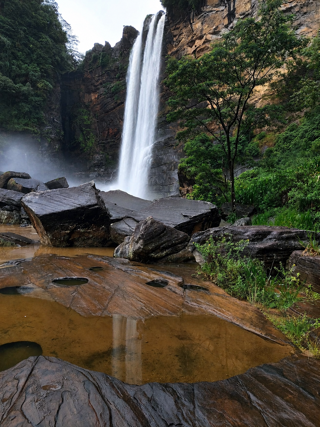 WATERFALL EDENCEYTOURS